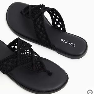 BLACK MACRAME SANDAL (WW) size 9